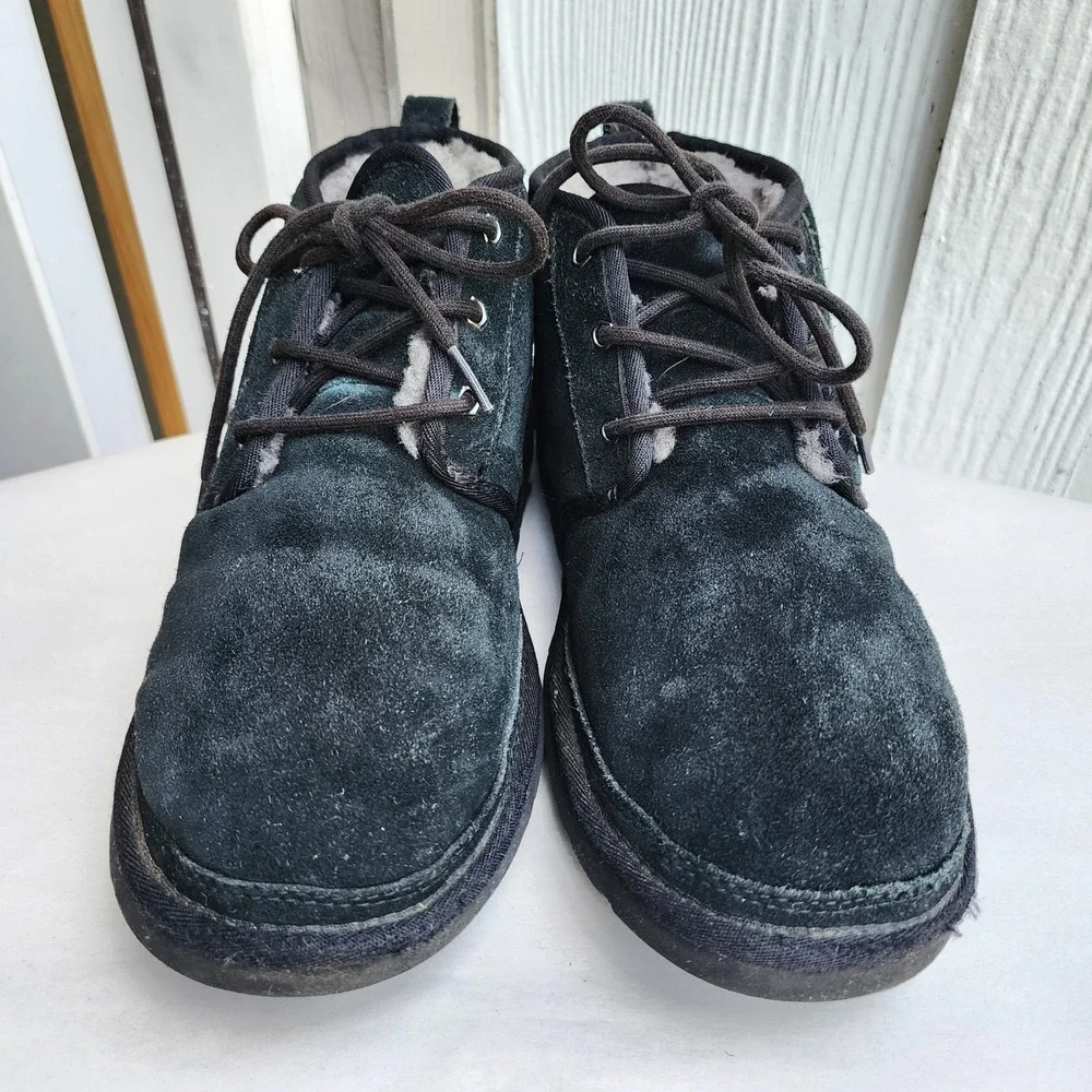 UGG Sz 11 Black Suede Neumel Chukka Boots Classic Lace Up Ankle Cozy WarmBoot